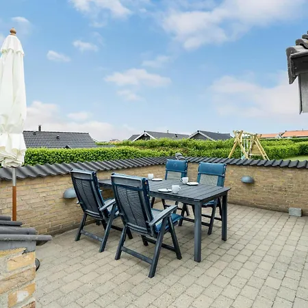 Holiday home 4 Bedroom Amazing In Vinderup